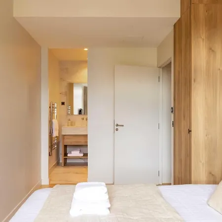 Luxurious -eiffel Tower View Apartment Paris